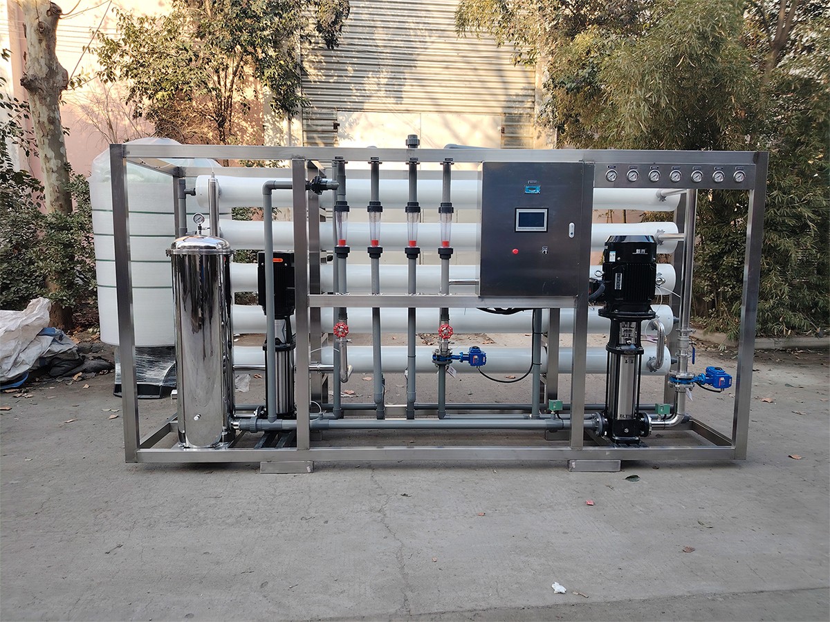 西湖15吨单级反渗透设备